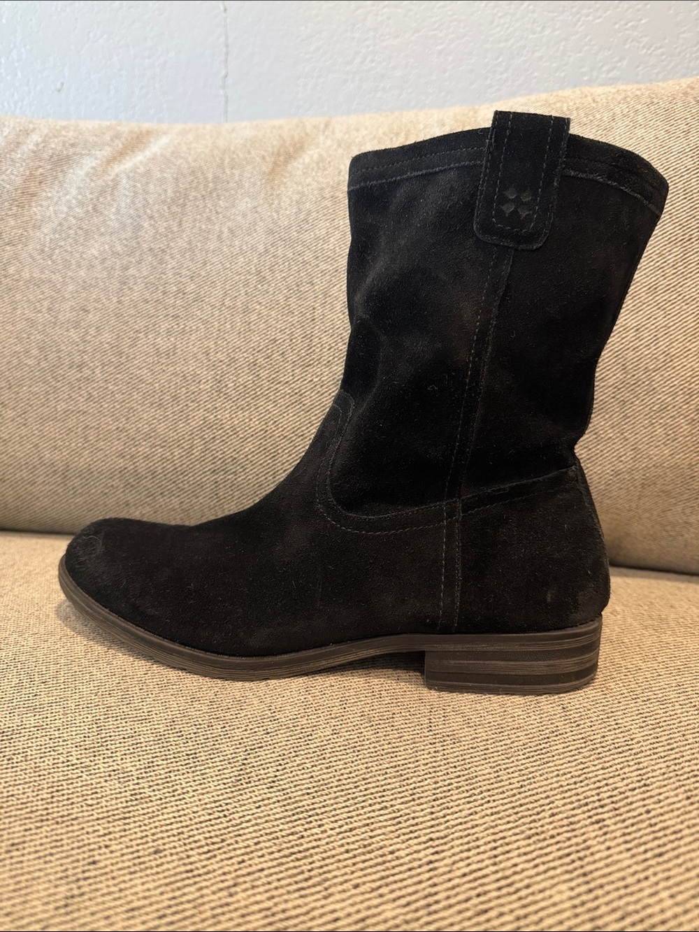 Naturalizer Women's Black Suede Ankle Booties